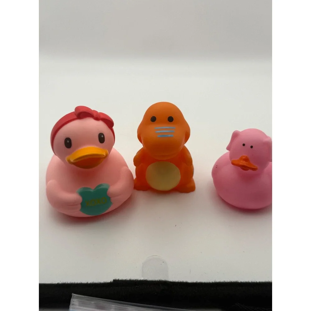 Infantino Rubber Bath Toy Set Pink XOXO Duck Orange Dinosaur Pink Pig Duck 3pc
